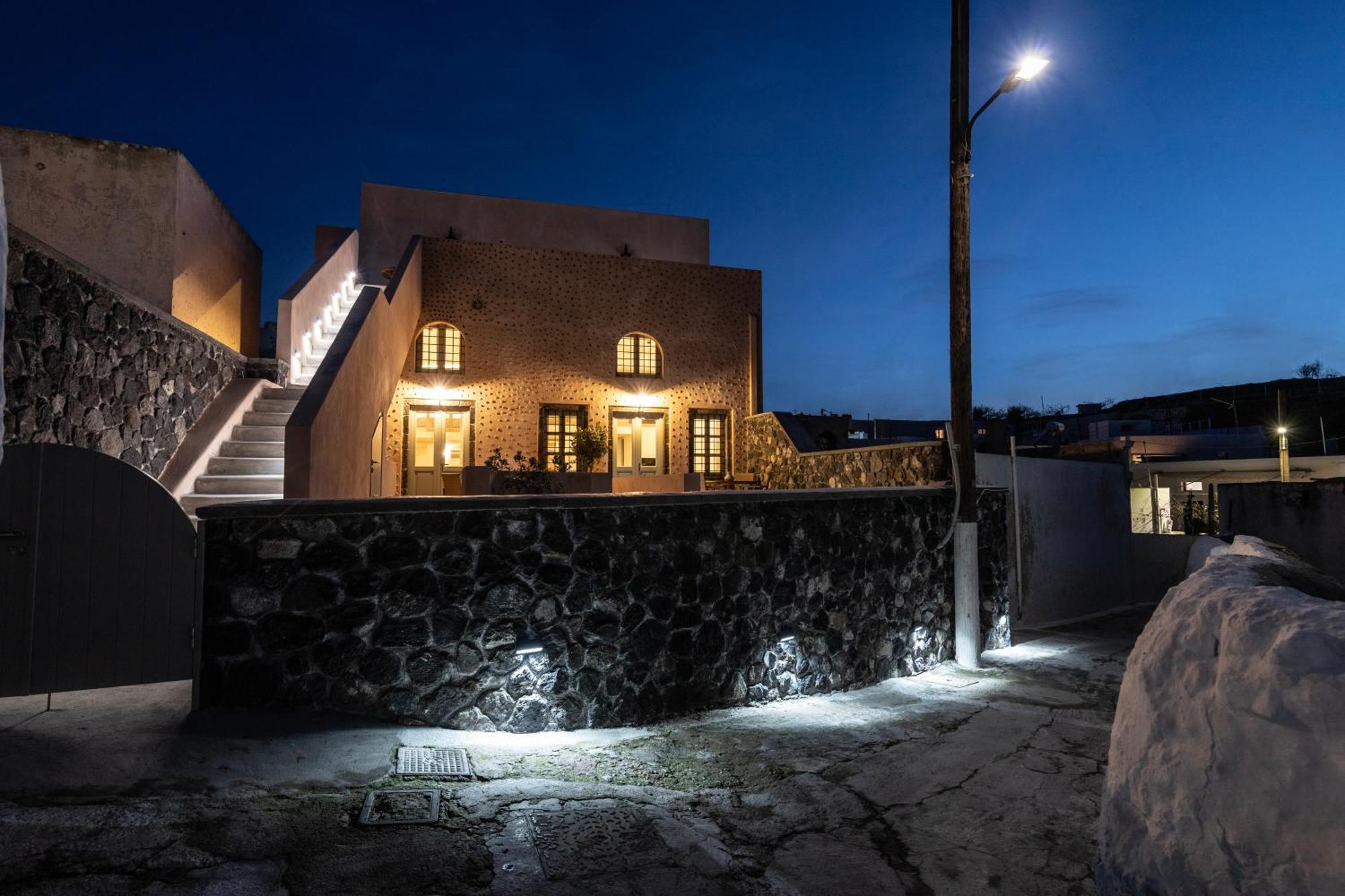 Frescoes Luxury Suites By Kb Hospitality Mesaria Extérieur photo